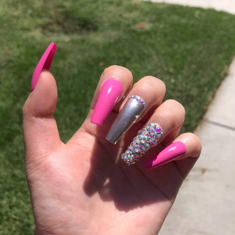 Barbie press ons